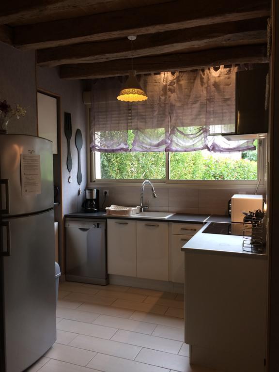 Gite Du Ruisseau De La Renne Thésée Exteriör bild